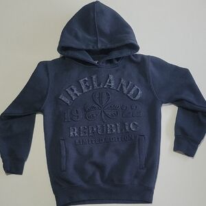 Kids Navy Hoodie with Ireland Print Sz 7/8